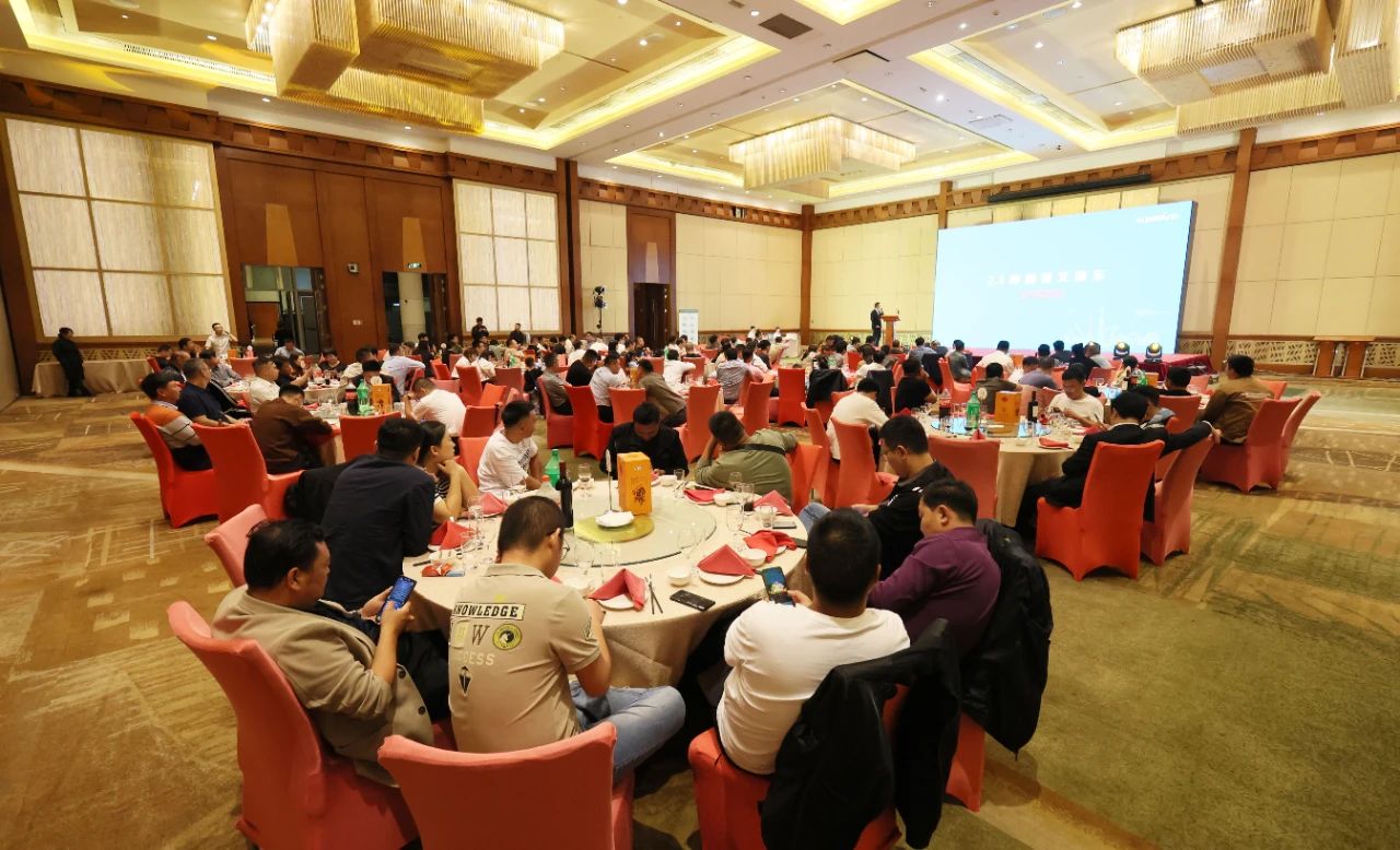 精品出击，，，，闪灼魔都！恒峰g22智能全系列高空机械亮相2023亚洲国际高空展