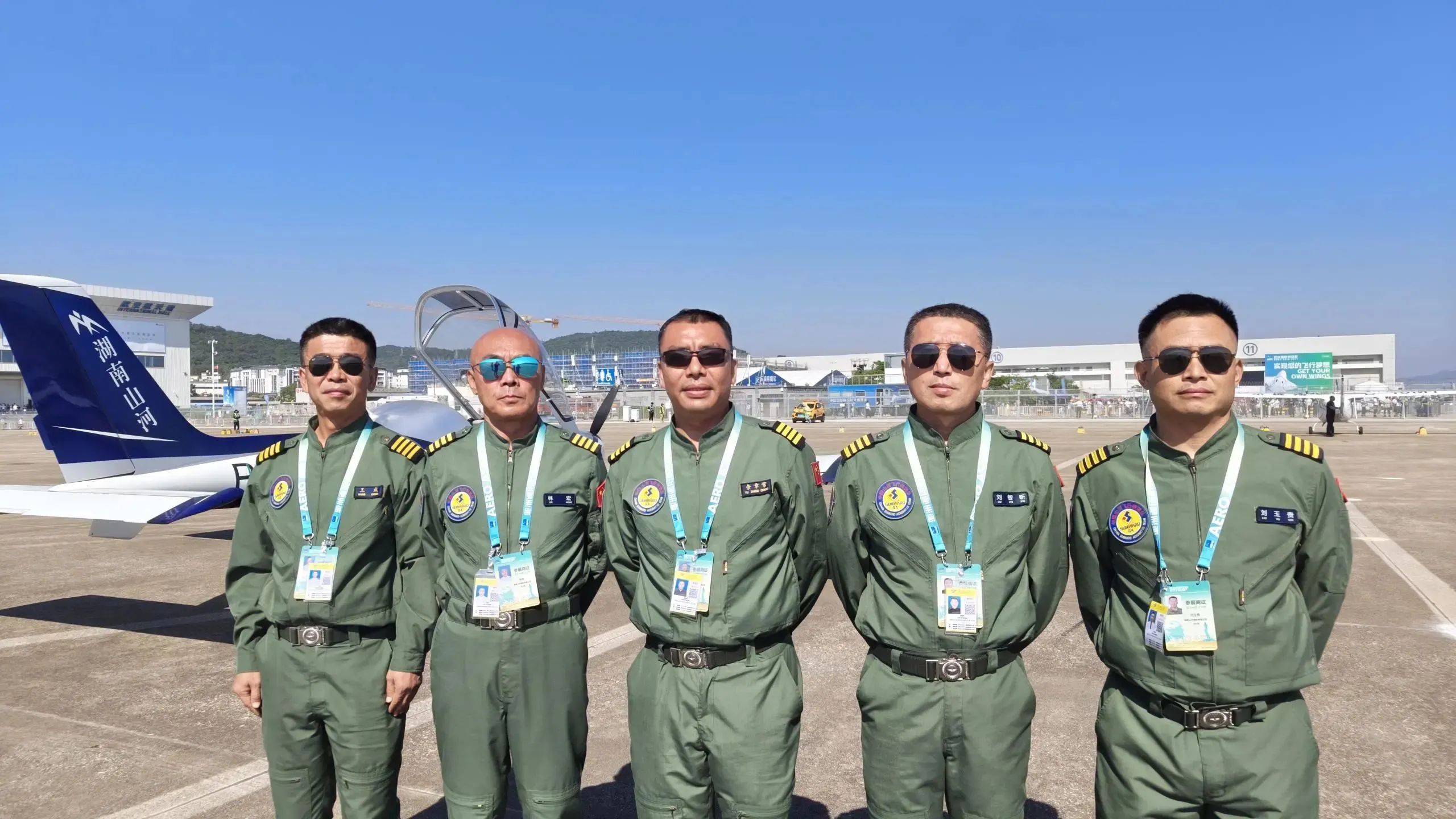 央媒聚焦！一起见证首届亚洲通用航空展上的恒峰g22风范