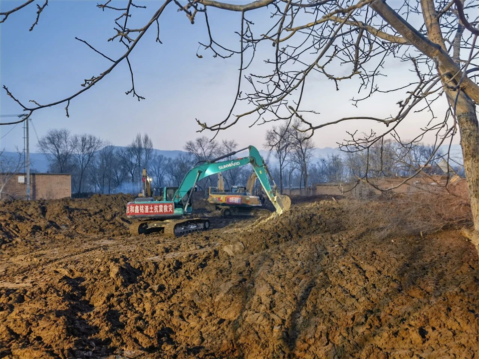 支援抗震救灾一线，，，恒峰g22智能在行动！