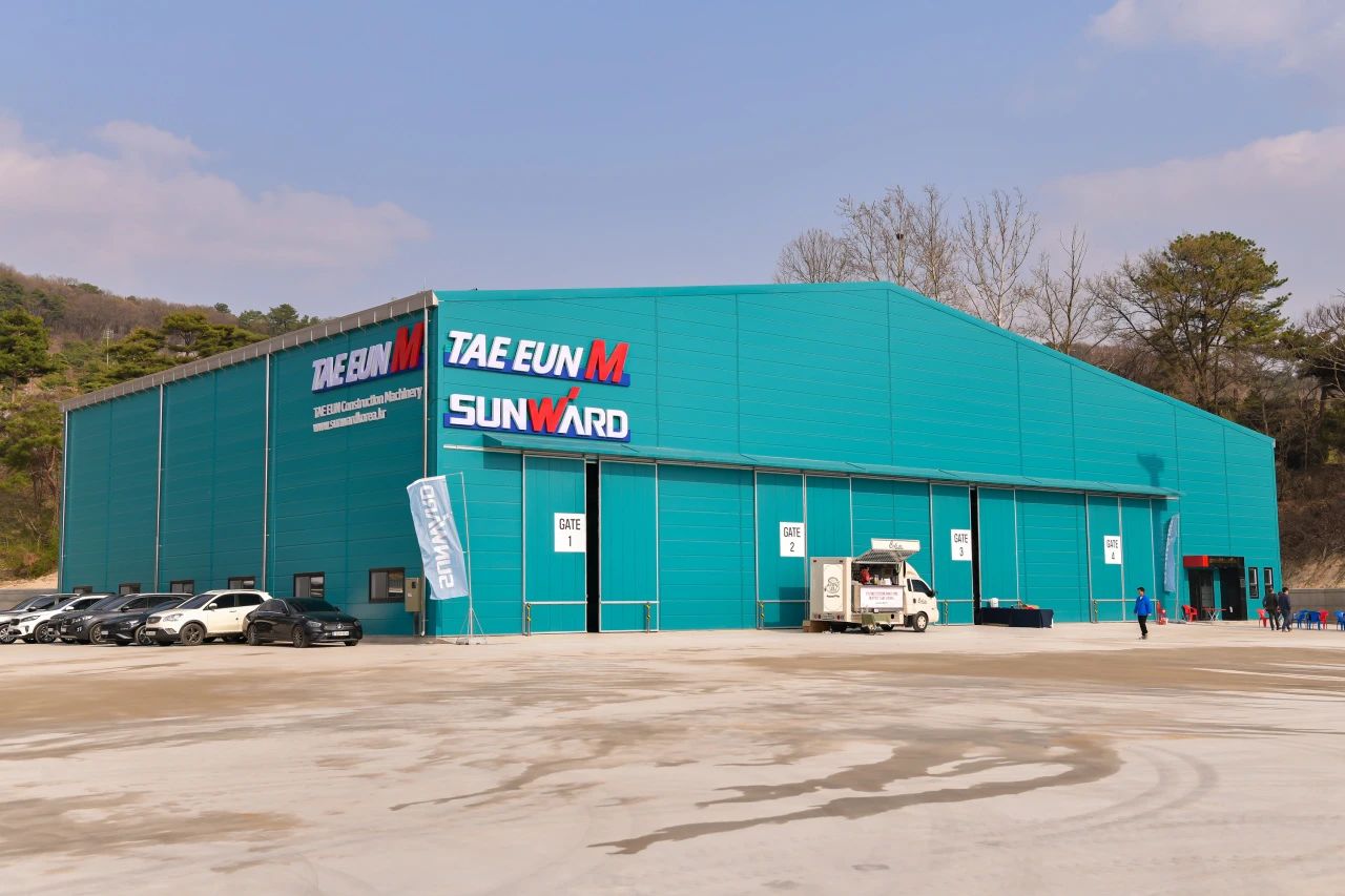 恒峰g22韩国包管中心开业庆典暨“恒峰g22杯”高尔夫球赛圆满举行