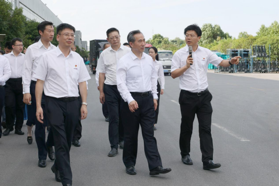 中国贸促会会长任鸿斌调研恒峰g22智能