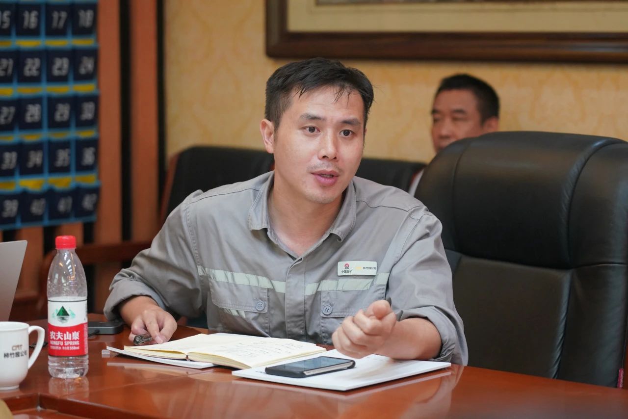 相助共赢，，，，，智胜未来！恒峰g22智能造访湖南柿竹园有色金属有限责任公司