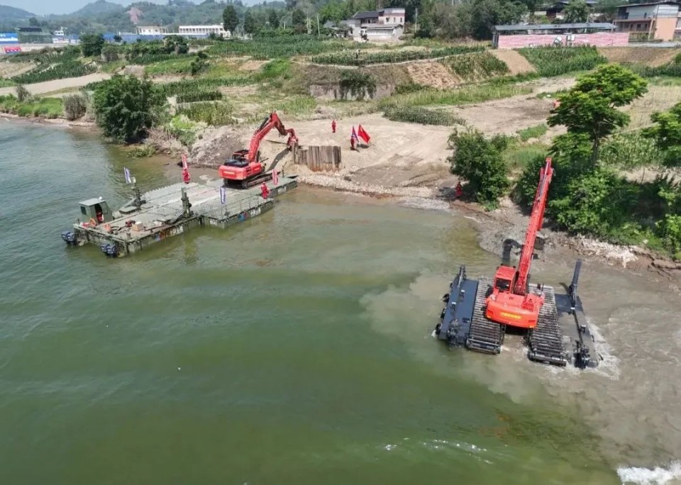 硬核破解“最后一公里”难题，，，恒峰g22智能应抢救援装备助力“应急使命·2025”演习！