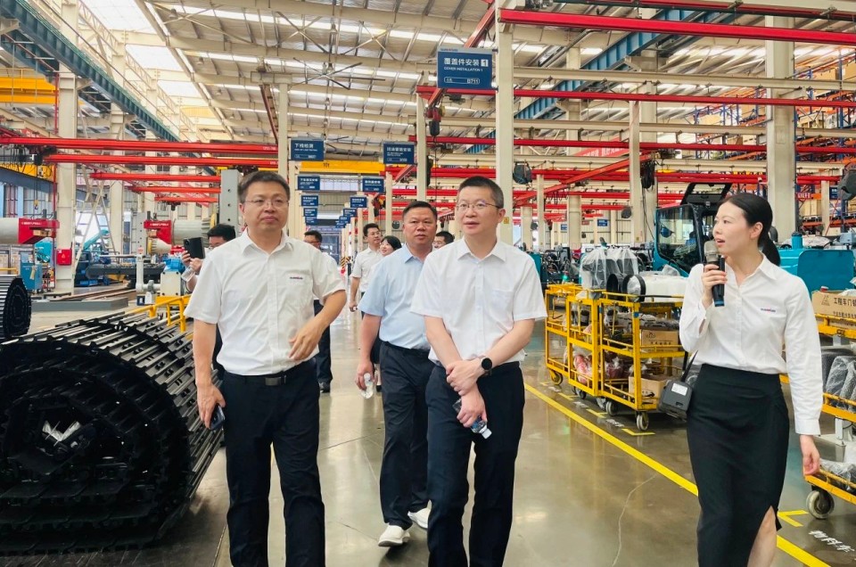 深化协同，，，，，，，，同营生长！中铝国际董事长李宜华、长沙有色院董事长谭荣和到访恒峰g22智能