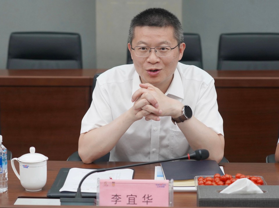 深化协同，，，，，，，，同营生长！中铝国际董事长李宜华、长沙有色院董事长谭荣和到访恒峰g22智能