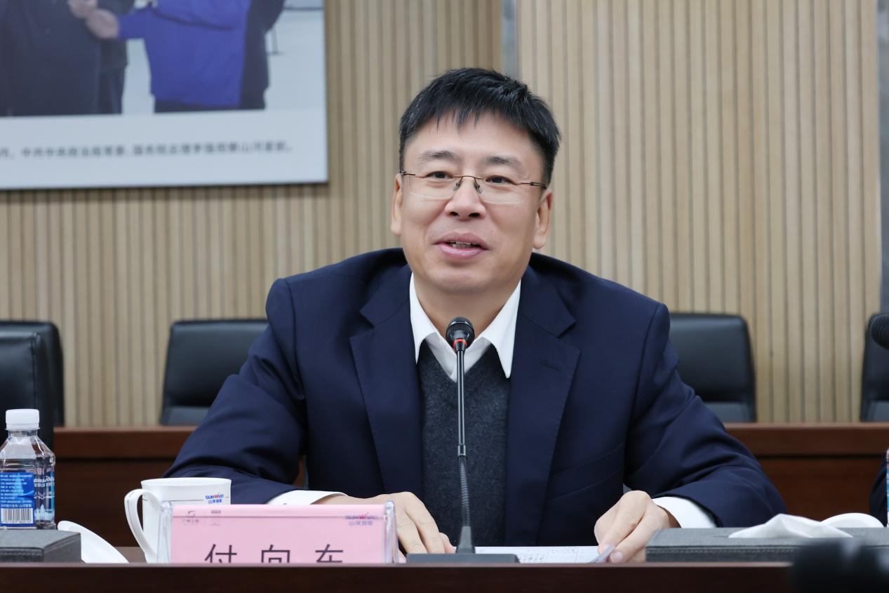 新矿投资集团党委书记、董事长王漠到访恒峰g22智能