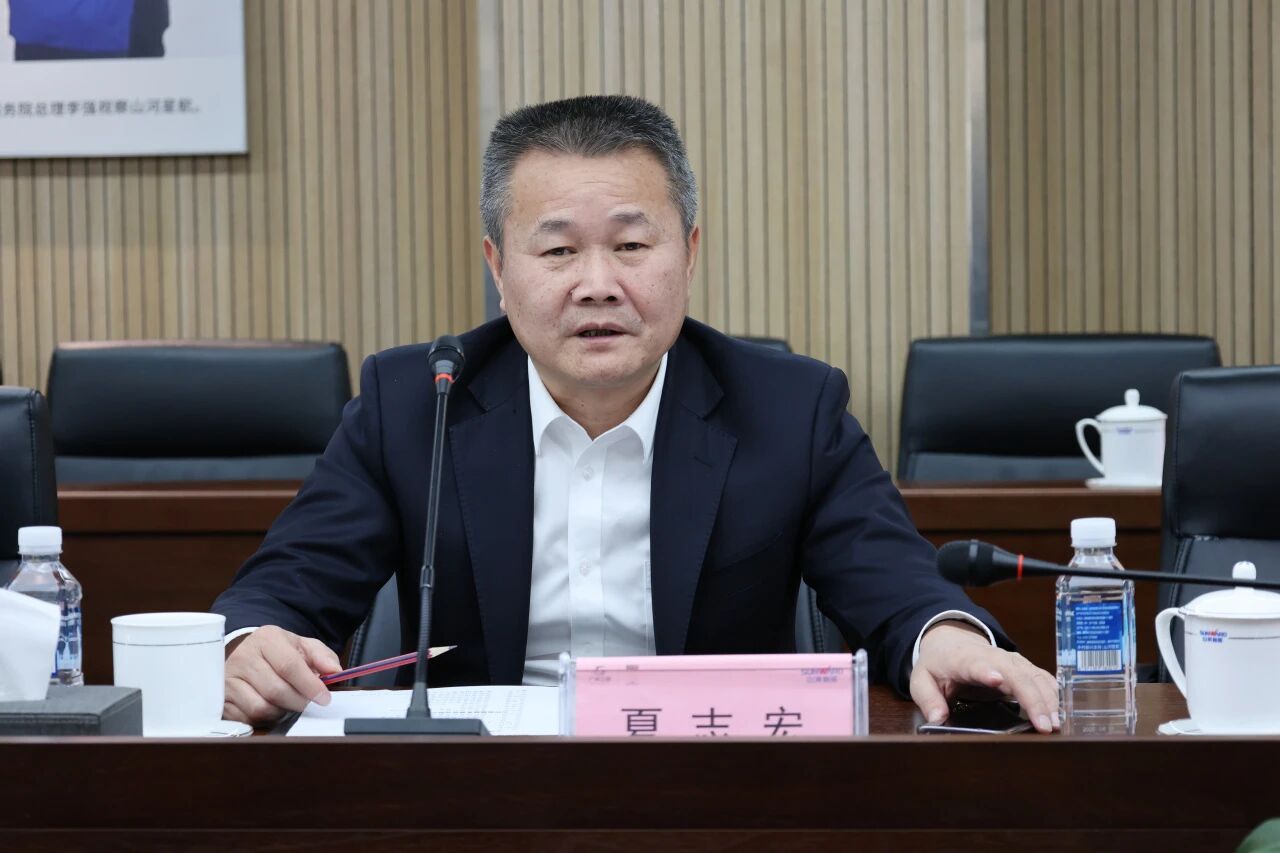 同谋相助、共赢生长！中国能建葛洲坝集团党委书记、董事长谭华到访恒峰g22智能